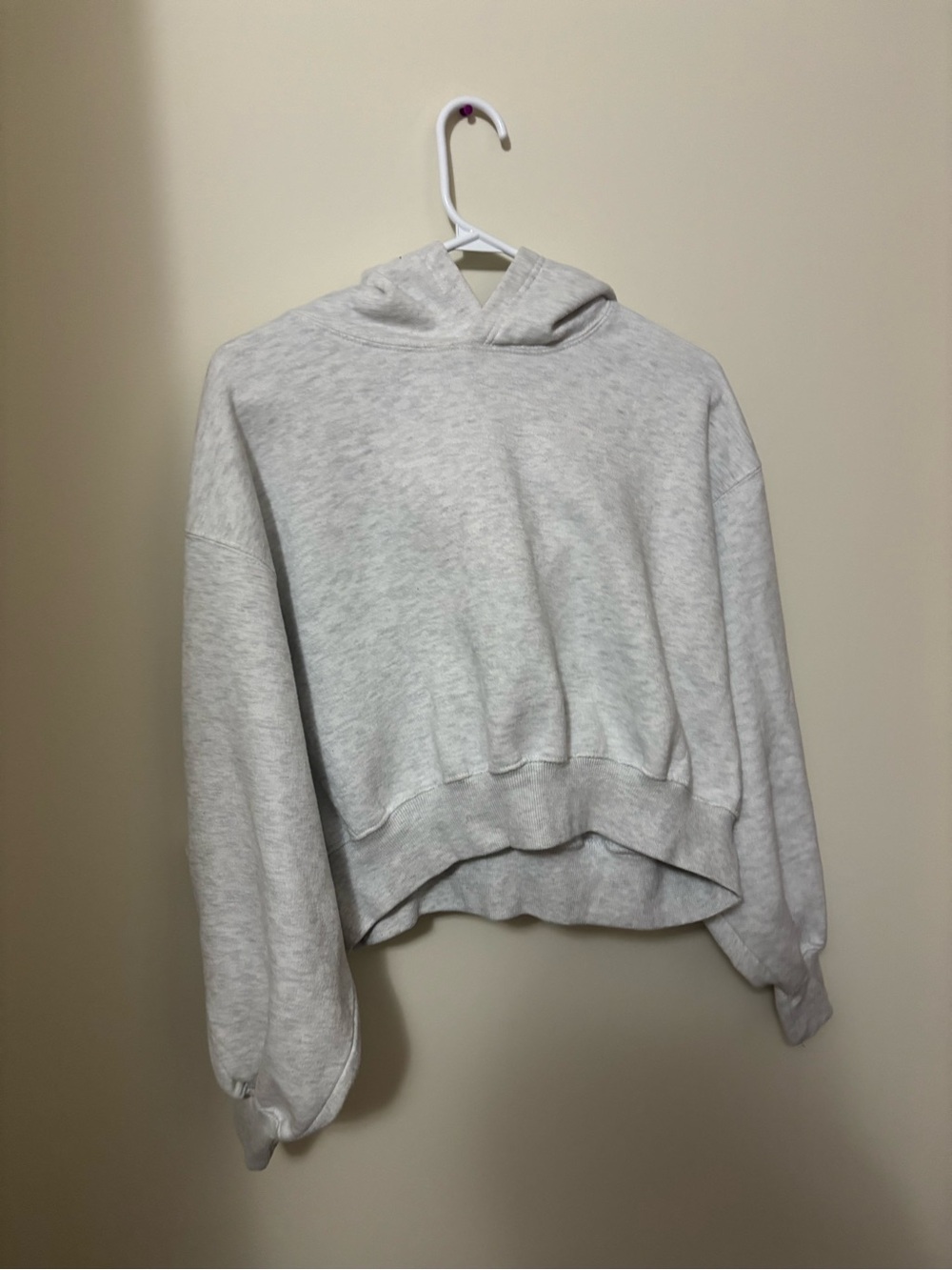 Heather Gray Cropped Hoodie with Relaxed Fit